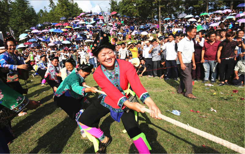 Một lễ hội ở huyện tự trị tộc người Miêu Dung Thủy (Quảng Tây) tổ chức ngày 7/10 thu hút đông đảo người dân địa phương và khách du lịch. 