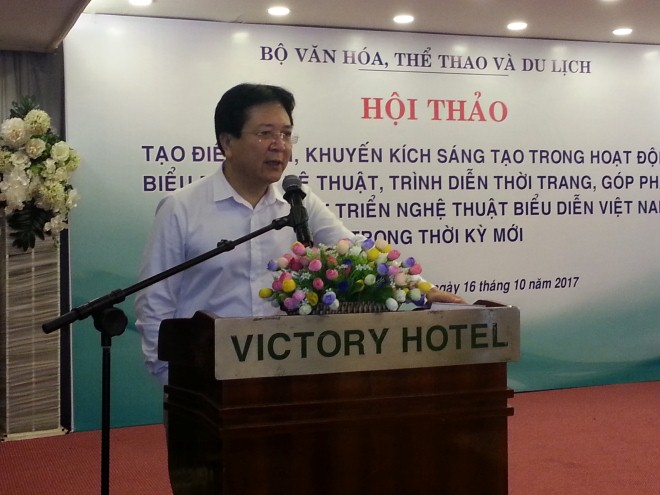 Thứ trưởng Vương Duy Biên phát biểu tại hội thảo
