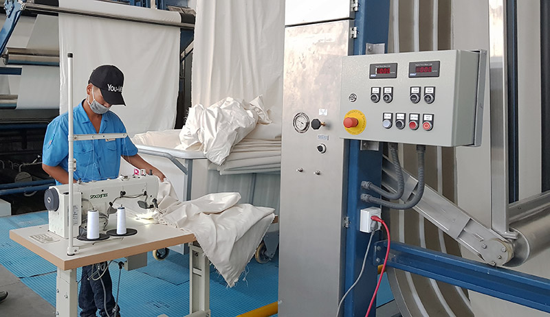 Hoạt động sản xuất sản phẩm Vải conton của Công ty TNHH Khoa học kỹ thuật Texhong Ngân Hà (KCN Texhong Hải Hà).
