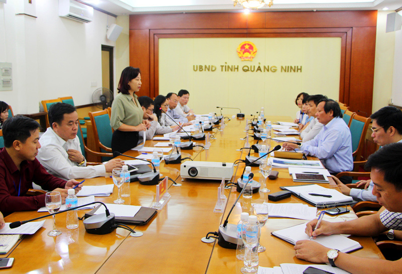 Quang cảnh buổi làm việc giữa Tổng cục Du lịch và UBND tỉnh về triển khai Năm Du lịch quốc gia 2018