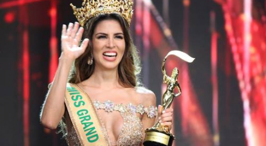 Tân Hoa hậu Hòa bình Thế giới 2017 đến từ Peru