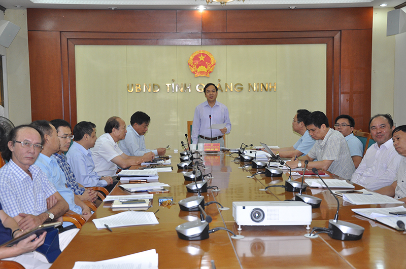 Phó Chủ tịch Thường trực UBND tỉnh Đặng Huy Hậu phát biểu tại điểm cầu Quảng Ninh.