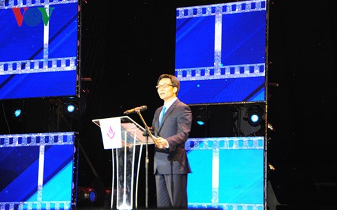 Phó Thủ tướng Vũ Đức Đam phát biểu tại đêm khai mạc Liên hoan phim