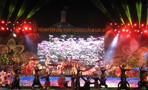 Chương trình nghệ thuật đặc sắc tại lễ khai mạc.