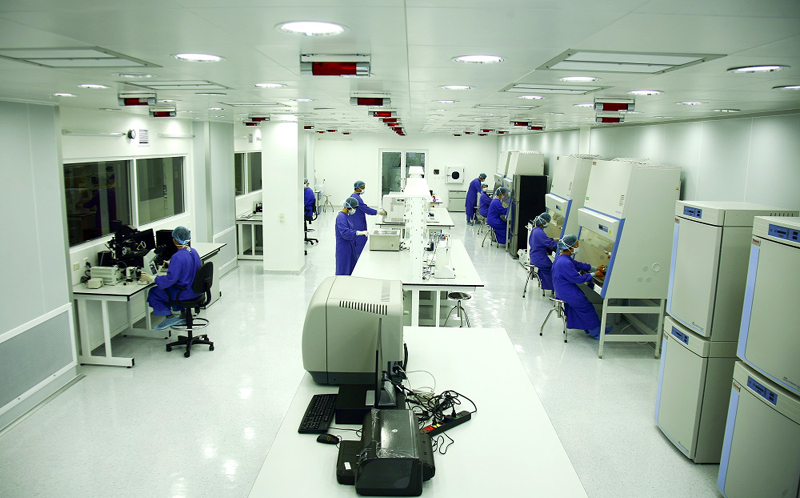 Vinmec trở thành Hệ thống Y tế đầu tiên tại Việt Nam đầu tư mạnh mẽ và chuyên sâu cho nghiên cứu và ứng dụng tế bào gốc - công nghệ gen với đầy đủ các thiết bị và công nghệ hiện đại.
