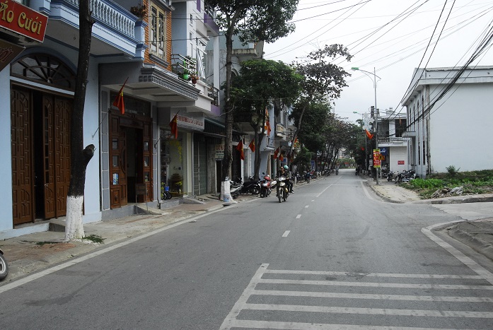 Đường phố thị trấn Ba Chẽ (huyện Ba Chẽ) được giữ gìn sạch đẹp, thông thoáng