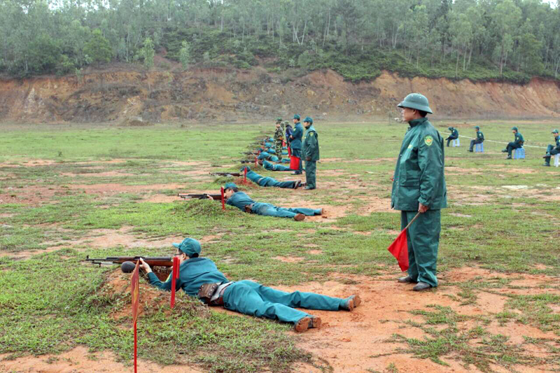 Ban CHQS TX Quảng Yên tổ chức huấn luyện lực lượng dân quân tự vệ 