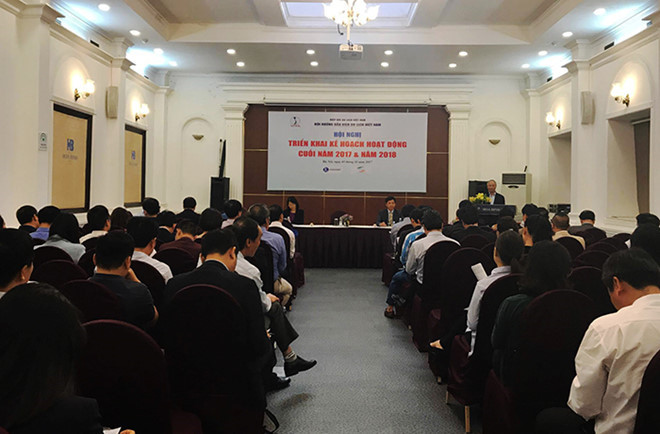  Hình ảnh tại Kỳ họp thứ nhất Ban Chấp hành lâm thời của Hội Hướng dẫn viên Du lịch Việt Nam.