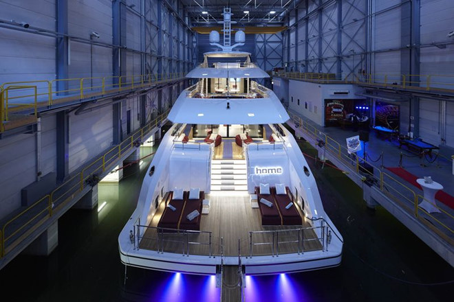 Home là chiếc du thuyền hybrid thân thiện với môi trường. Ảnh: Bloomberg.