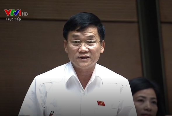 Đại biểu Trần Văn Mão phát biểu trước Quốc hội chiều nay 6/11 (Ảnh:KS)