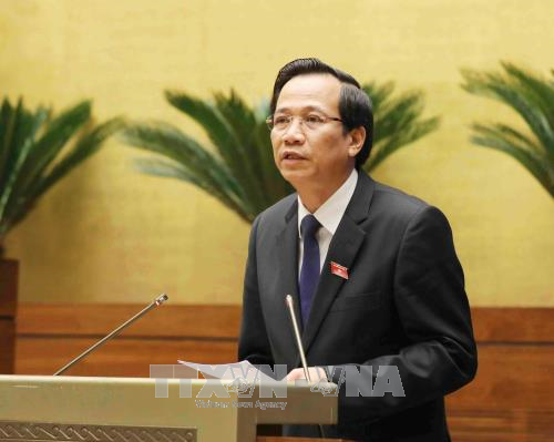 Bộ trưởng Bộ Lao động, Thương binh và Xã hội Đào Ngọc Dung đã giải trình những vấn đề đại biểu quốc hội quan tâm. Ảnh: TTXVN