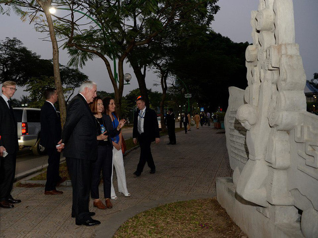 Những điểm đến của Hà Nội vinh dự đón những “vị khách” cấp cao APEC - ảnh 9...cuối cùng là Hồ Trúc Bạch (Ảnh: Bộ Ngoại giao Mỹ)