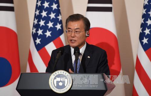 Tổng thống Hàn Quốc Moon Jae-in kêu gọi nỗ lực chung toàn khu vực để phi hạt nhân hóa Bán đảo Triều Tiên. Ảnh: AFP/TTXVN