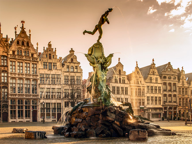  6. Antwerp, Bỉ. Tại đây vào năm 2018 sẽ diễn ra hàng loạt các lễ hội liên quan đến kiến trúc, nghệ thuật, với sự tham gia của nhiều nghệ sỹ nổi tiếng. 