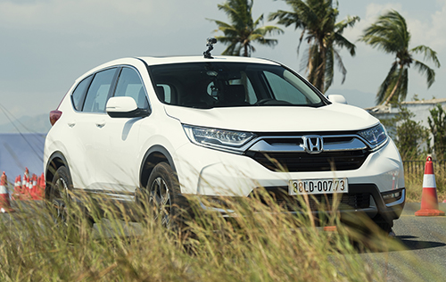 Ngày 13/11, Honda CR-V thế hệ mới ra mắt tại Việt Nam. 