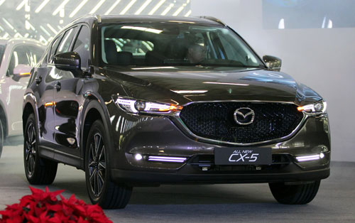 Mazda CX-5 thế hệ mới có những thay đổi cả ở thiết kế ngoại thất và trang bị so với thế hệ hiện hành. Ảnh: Đắc Thành.