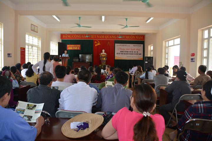 Buổi truyền thông hướng tới“Mục tiêu 90-90-90” trong phòng chống HIV/AIDS cho ngư dân làng chài tái định cư phường Hà Phong (TP Hạ Long).