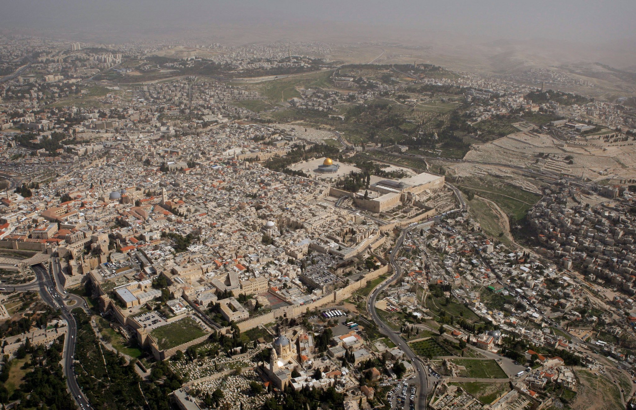 Khung cảnh từ trên cao Thành phố Cổ của Jerusalem. Ảnh: AP