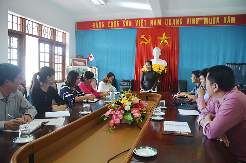 Chi bộ Công ty CP Xuất khẩu thủy sản 2 Quảng Ninh họp bàn giải phát phát triển đảng trong doanh nghiệp.
