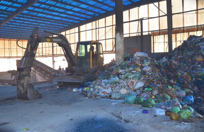 Sớm di dời các hộ dân bị ảnh hưởng bởi Nhà máy xử lý rác Khe Giang