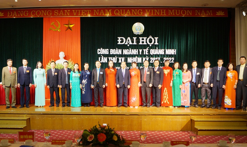 Đại hội đã bầu ra BCH công đoàn ngành Y tế Quảng Ninh khoá XV nhiệm kỳ 2017-2022 gồm 17 đồng chí. 