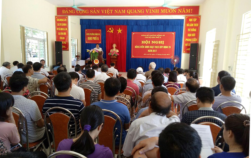 Chi bộ Khu 6, phường Hồng Hà, TP Hạ Long tổ chức Hội nghị sinh hoạt đảng viên cùng phố, tháng 9/2017.