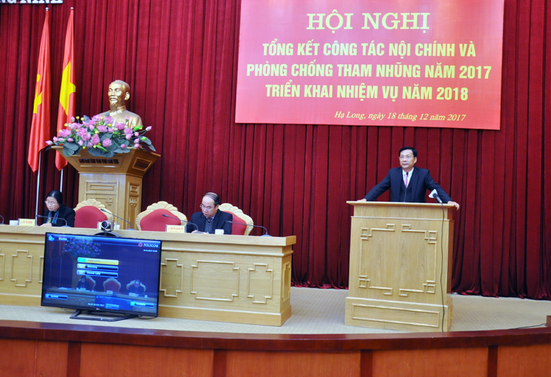 Đồng chí Nguyễn Văn Đọc, Bí thư Tỉnh uỷ, Chủ tịch HĐND tỉnh phát biểu kết luận hội nghị 