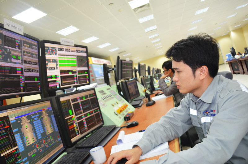 Bộ phận trực thông số kỹ thuật của Công ty Nhiệt điện Mông Dương
