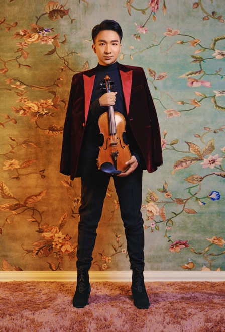 Hoàng Rob là nghệ sĩ thành công của năm 2017.