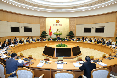 Thủ tướng chủ trì phiên họp Chính phủ thường kỳ tháng 12/2017. Ảnh: VGP/Quang Hiếu