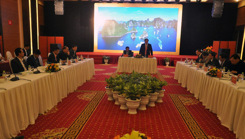 Chánh án TANDTC Nguyễn Hòa Bình làm việc với TAND tỉnh về triển khai nhiệm vụ năm 2018