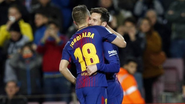  Alba và Messi phối hợp cực kỳ ăn ý.
