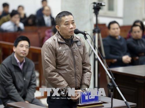 Bị cáo Ninh Văn Quỳnh tự bào chữa tại phiên tòa. Ảnh: Doãn Tấn/TTXVN