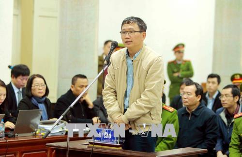 Bị cáo Trịnh Xuân Thanh nói lời nói sau cùng trước phiên nghị án. Ảnh: TTXVN