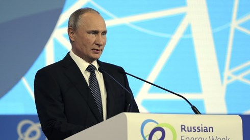 Tổng thống Nga Vladimir Putin đang dẫn đầu số phiếu trong các cuộc thăm dò trước bầu cử. Ảnh: CBC.