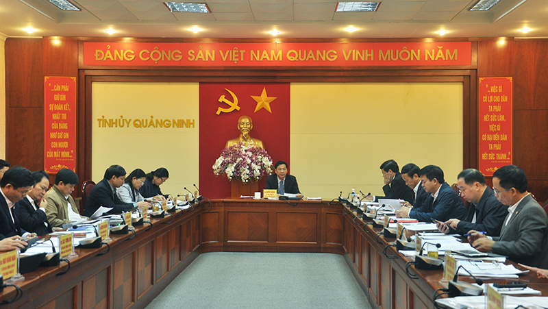 Đồng chí Nguyễn Văn Đọc, Bí thư Tỉnh ủy, Chủ tịch HĐND tỉnh chủ trì Hội nghị.