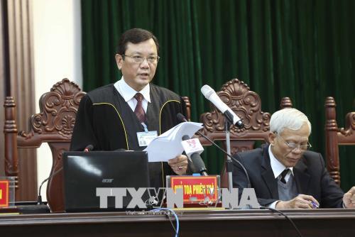 Thẩm phán Nguyễn Ngọc Huân, Chủ tọa phiên tòa tuyên án. Ảnh: Doãn Tấn/TTXVN