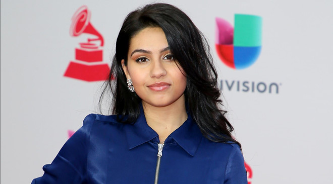 Alessia Cara được Grammy trao giải Nghệ sĩ mới xuất sắc năm nay. Ảnh: Getty.