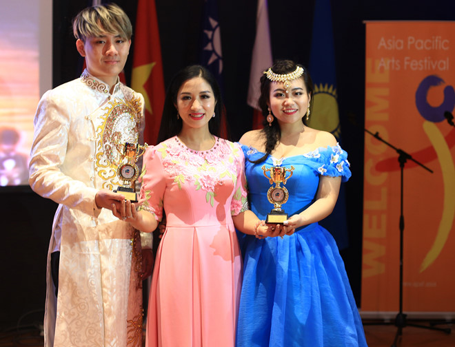 Nguyễn Thế Việt giành giải Vàng tại Liên hoan nghệ thuật châu Á. Ảnh: NVCC.