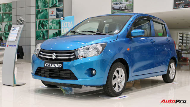 Sau 1 tháng ổn định giá, xe Suzuki Celerio đã bị đại lý đẩy chênh 20 triệu đồng. Ảnh: Trần Đức.