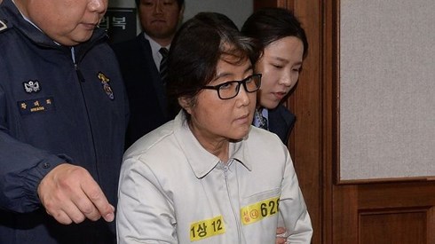 Bà Choi Soon-sil bị kết án 20 năm tù giam. Ảnh: Koogle TV.