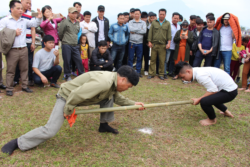 Môn đẩy gậy được xã vùng cao Quảng An tổ chức vào mỗi dịp đầu xuân.