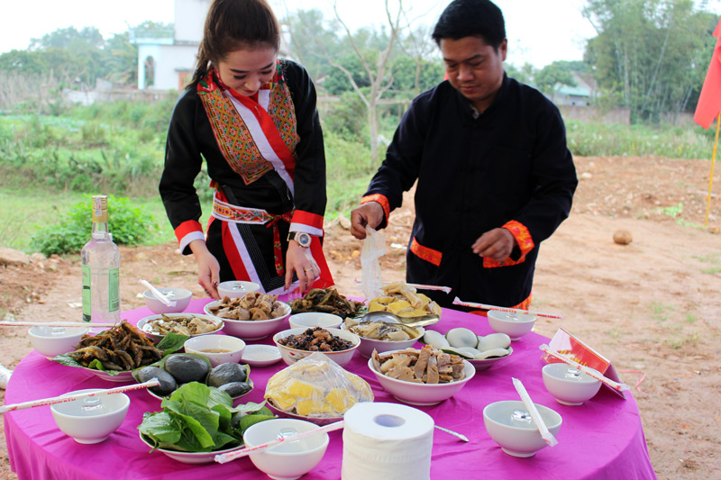 Giới thiệu văn hóa ẩm thực các dân tộc huyện Đầm Hà.