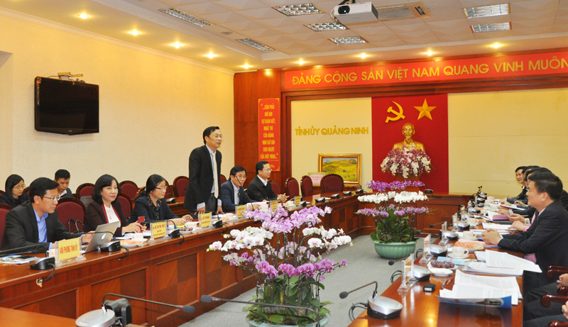 Đồng chí Nguyễn Văn Đọc, Bí thư Tỉnh ủy, Chủ tịch HĐND tỉnh chủ tri buổi làm việc