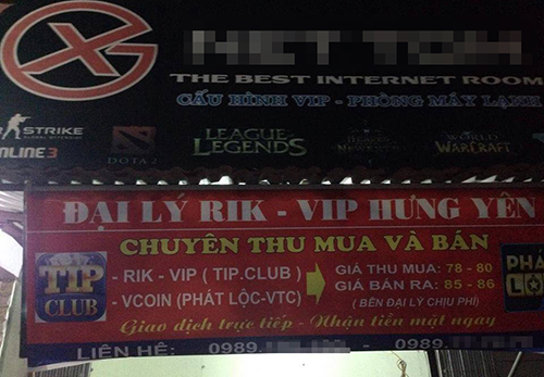 Một đại lý quảng cáo mua, bán tiền trong game bài từ năm 2017 tại Việt Nam.