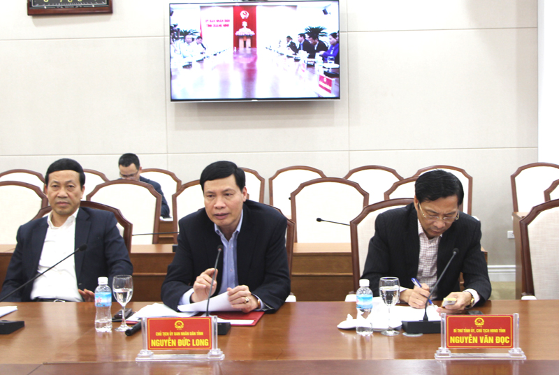 Đồng chí Nguyễn Đức Long, Phó Bí thư Tỉnh ủy, Chủ tịch UBND tỉnh, phát biểu tại buổi làm việc.