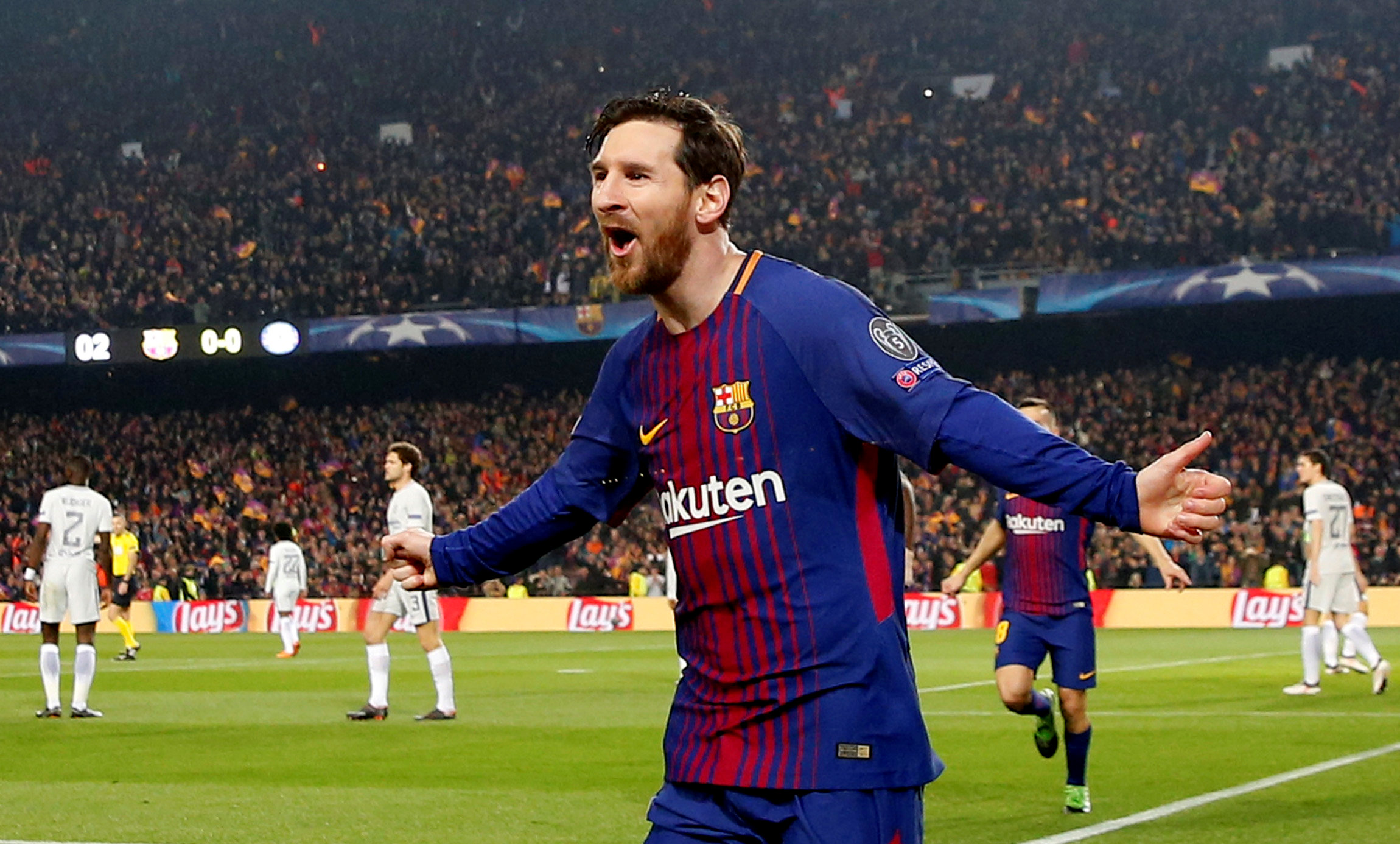  Niềm vui của Messi sau khi mở tỉ số cho Barcelona. Ảnh: REUTERS
