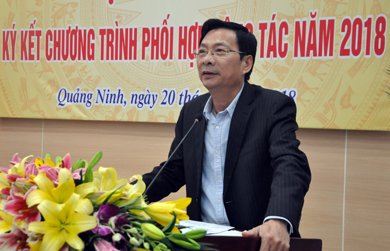 Đồng chí Nguyễn Văn Đọc, Bí thư tỉnh ủy, Chủ tịch HĐND tỉnh phát biểu chỉ đạo tại hội nghị. 