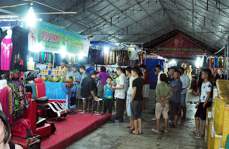 Hội chợ doanh nhân trẻ tỉnh Quảng Ninh năm 2016.