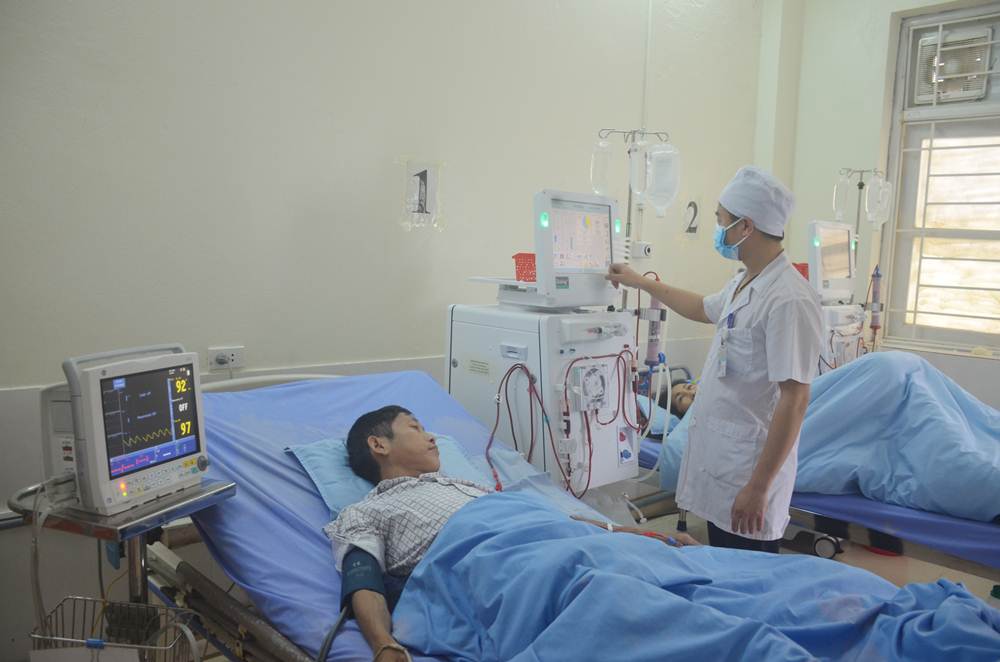 Người bệnh Lỷ Quang Đức, thôn Đội Chè, Hải Lạng, huyện Tiên Yên có chỉ định chạy thận nhân tạo từ năm 2015